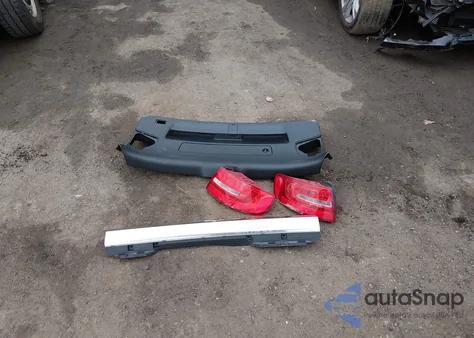 2013 Audi Allroad 2.0T Premium Plus z USA, uszkodzony, nr VIN WA1UFAFL4DA050949